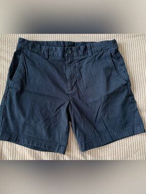 Vineyard Vines Navy Flat-Front Men's Shorts, 32